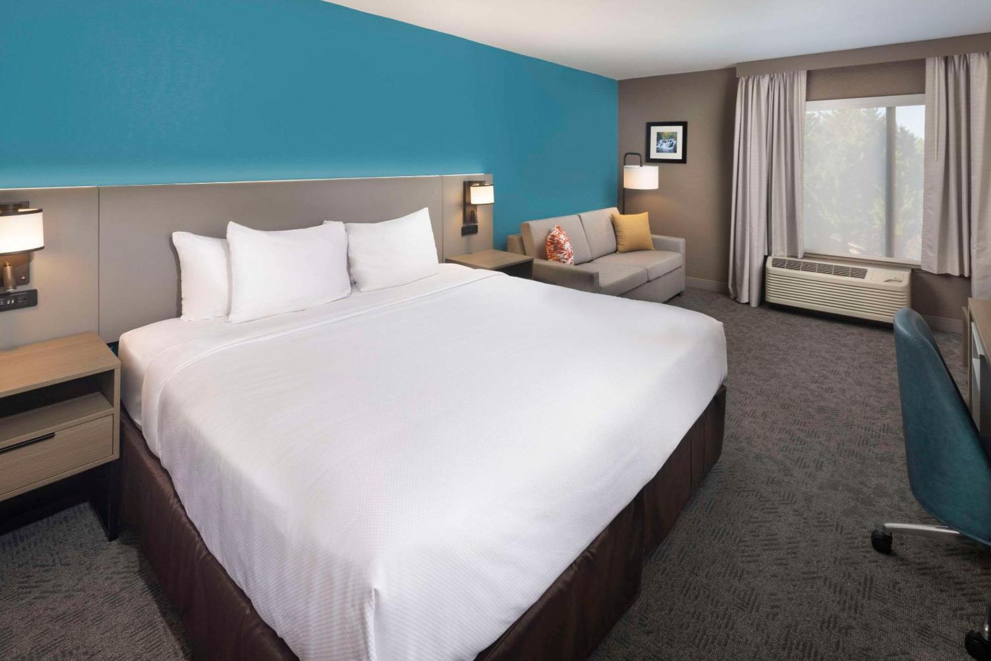 Comfort Inn & Suites Dahlonega University Area Екстер'єр фото