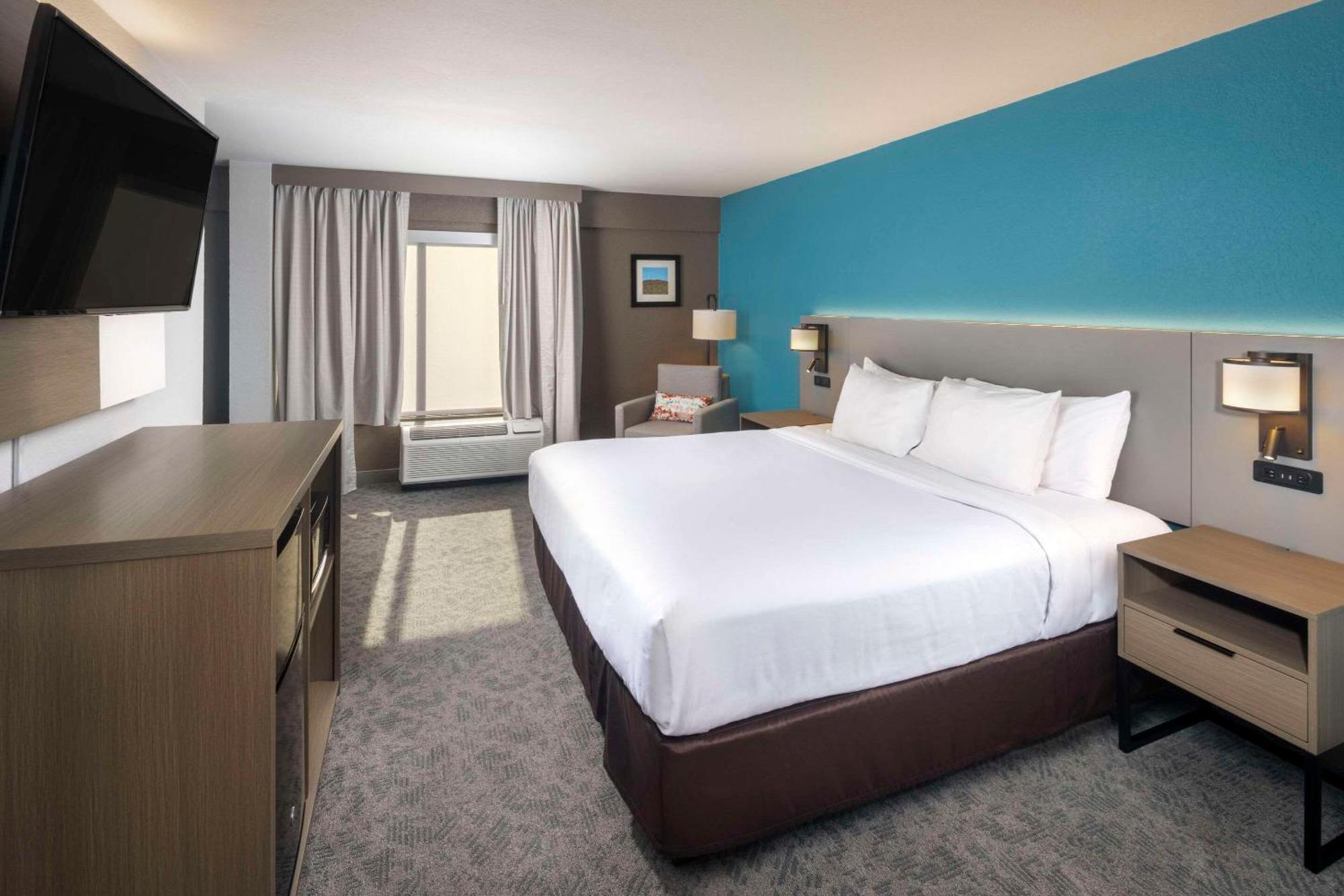 Comfort Inn & Suites Dahlonega University Area Екстер'єр фото