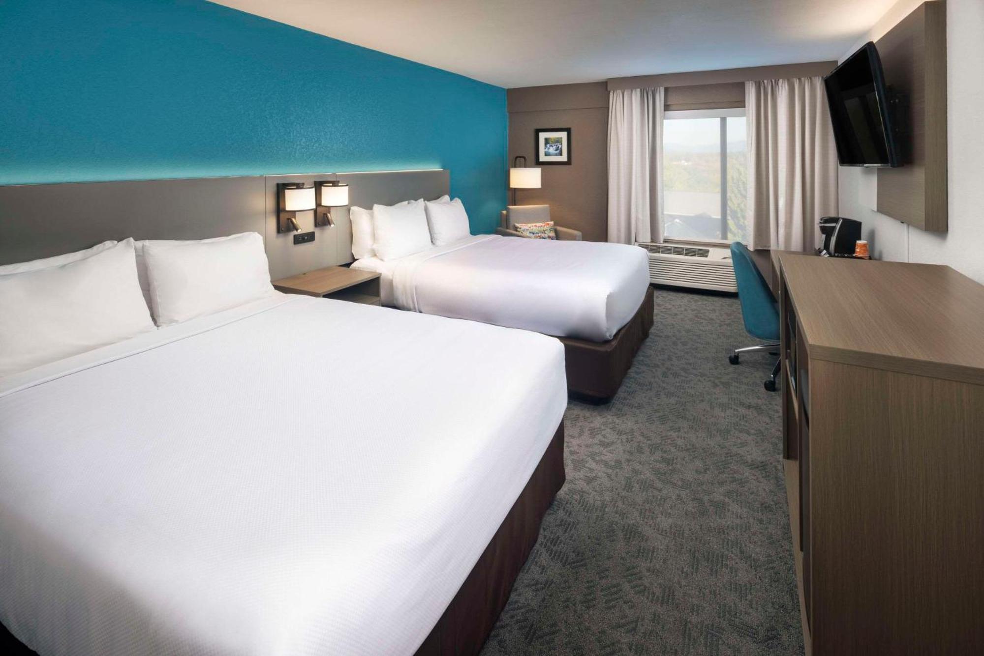 Comfort Inn & Suites Dahlonega University Area Екстер'єр фото