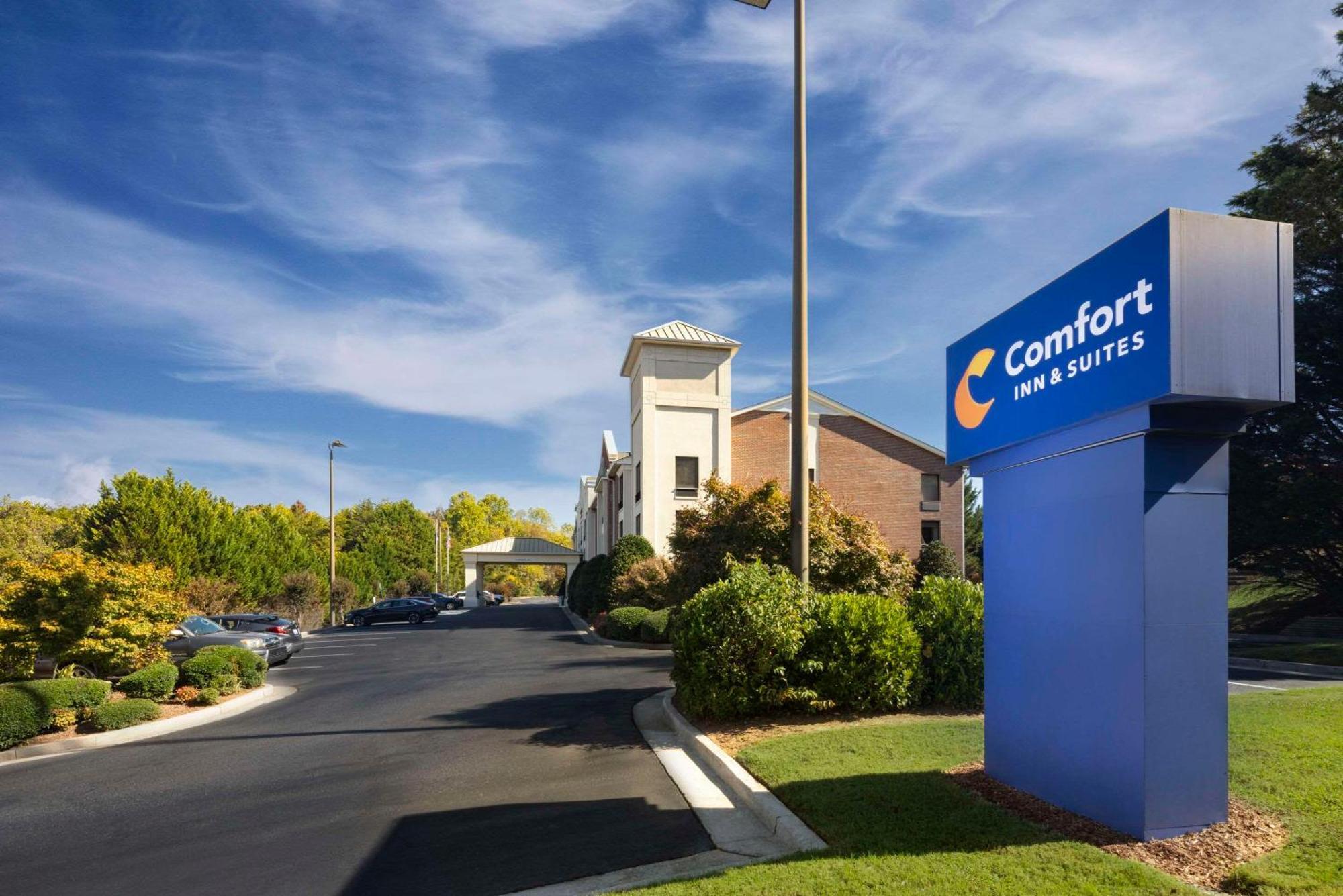 Comfort Inn & Suites Dahlonega University Area Екстер'єр фото