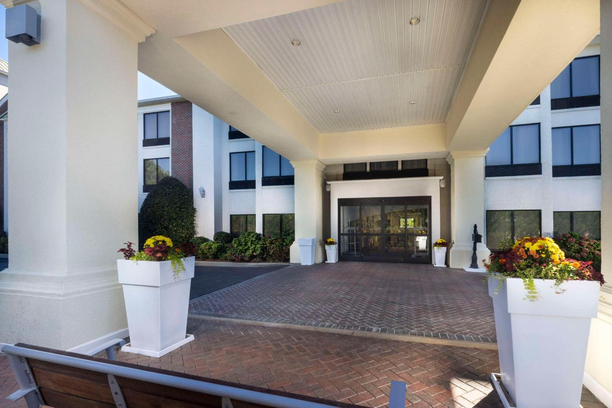 Comfort Inn & Suites Dahlonega University Area Екстер'єр фото